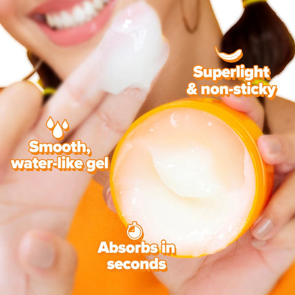 Aqualogica Glow+ Hydra Gel Moisturizer with Vitamin C & Papaya - 100 g